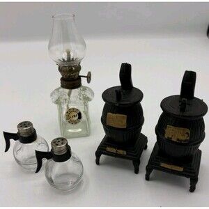 Lot of 2 Pairs of Vintage Salt and Pepper Shakers and 1 Miniature Kerosene Lamp